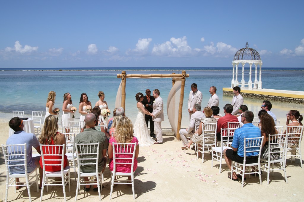 Jamaica destination wedding ceremony on beach