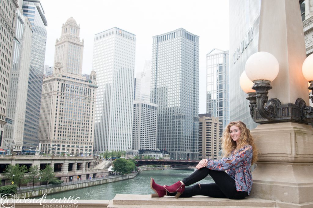 senior girl session downtown Chicago